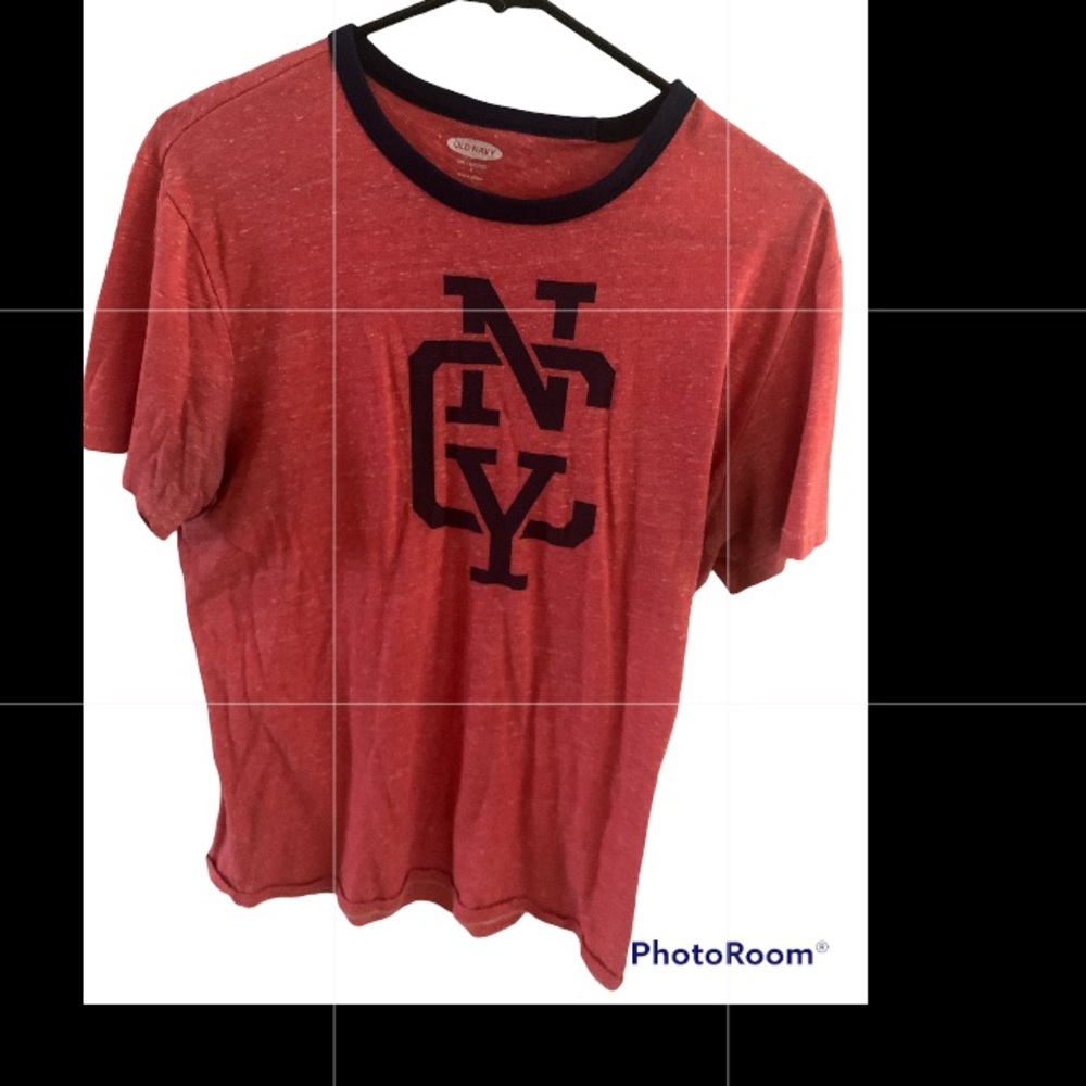 Basic old navy nyc tee
